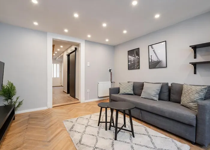S11 - Stylish Prime,location, By Bqa