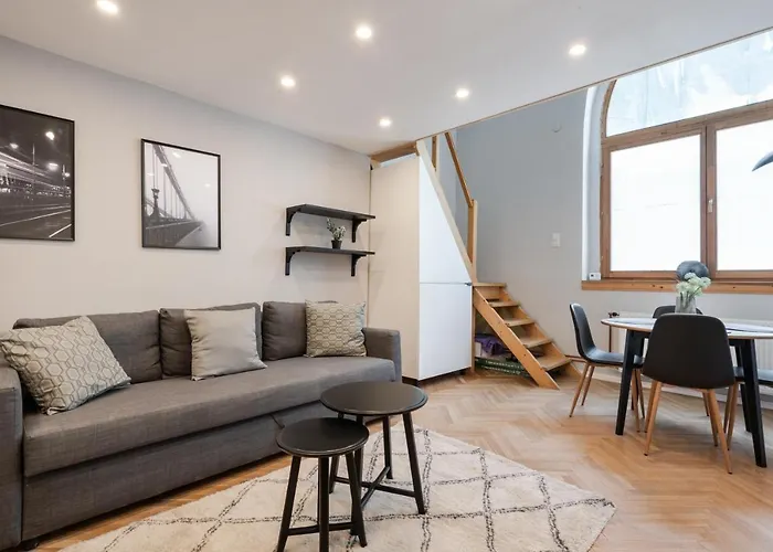 S11 - Stylish Prime,location, By Bqa